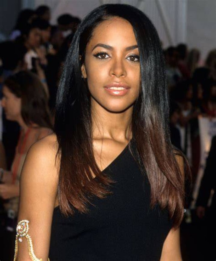 Aaliyah Net Worth 2024 Wiki, Married, Family, Wedding, Salary, Siblings