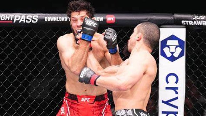 Australian UFC star Robert The Reaper Whittaker prepares for fight with