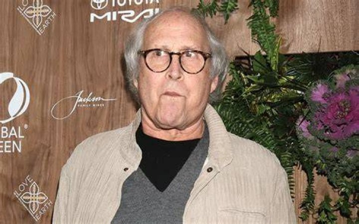 Chevy Chase Net worth, childhood, spouse, kids and other updates
