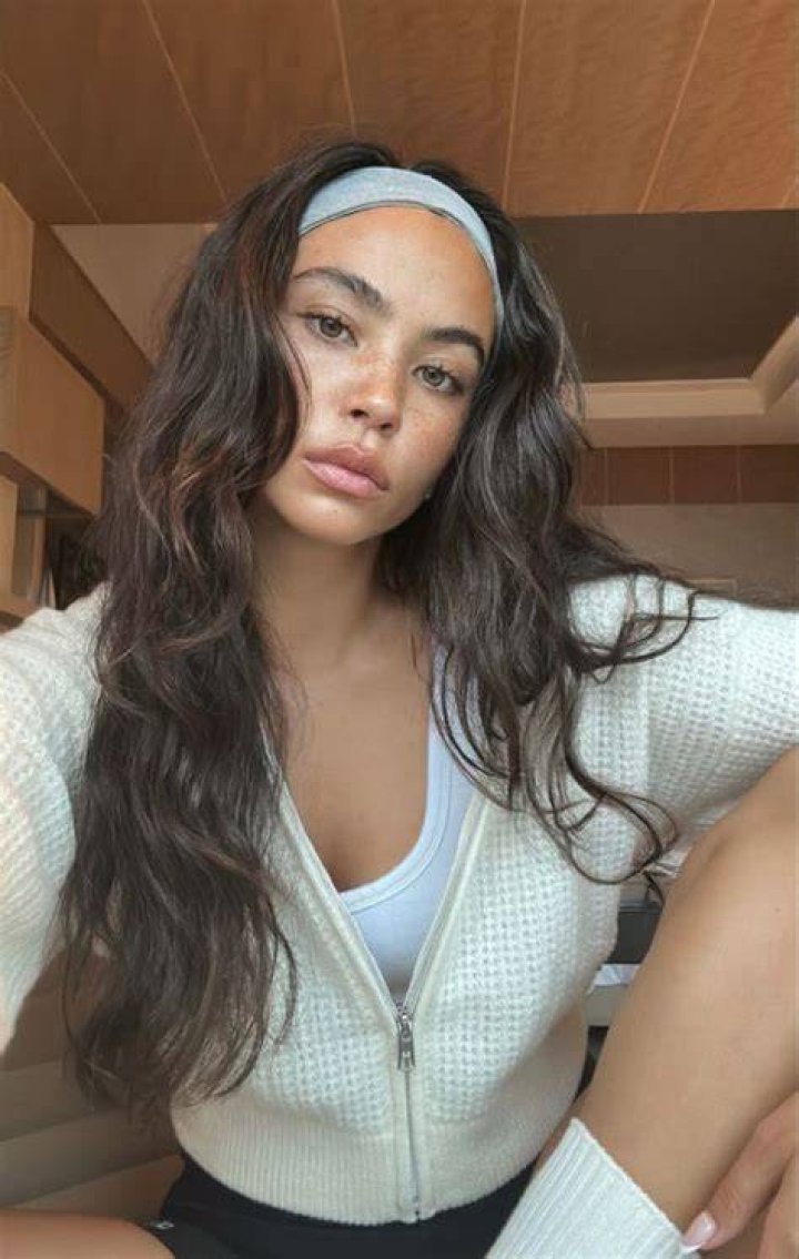 Christina Nadin (christinanadin) • Instagram photos and videos Pure
