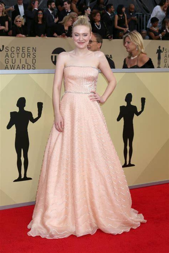 Dakota Fanning Measurements Height, Weight, & More
