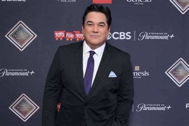 Dean Cain Says He and Teri Hatcher Are Talking About a 'Lois & Clark