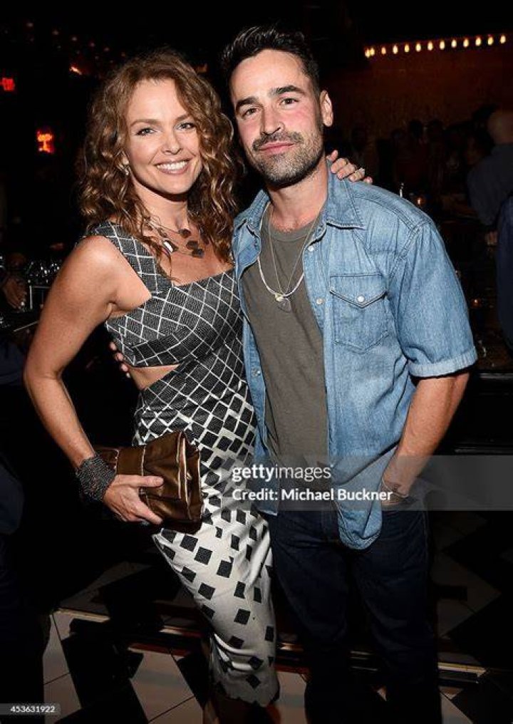 Dina Meyer and Jesse Bradford Photos Photos Zimbio