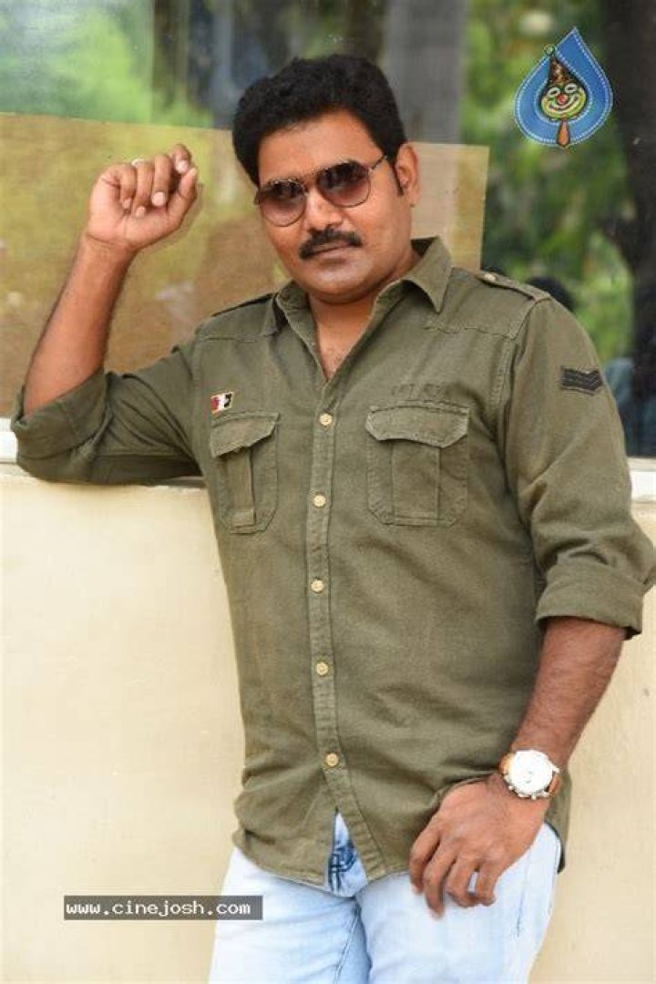 Director K V R Mahendra Interview Photo 4 of 21