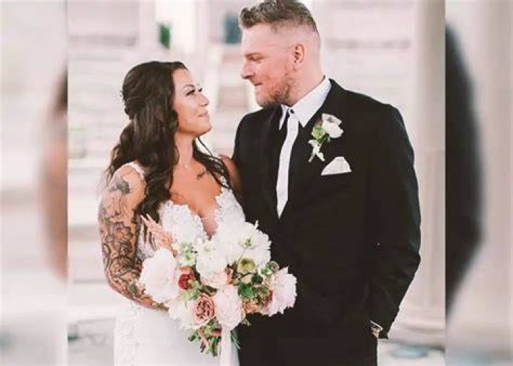 Exploring Pat McAfee&rsquo;s Beautiful Wedding With Wife Samantha