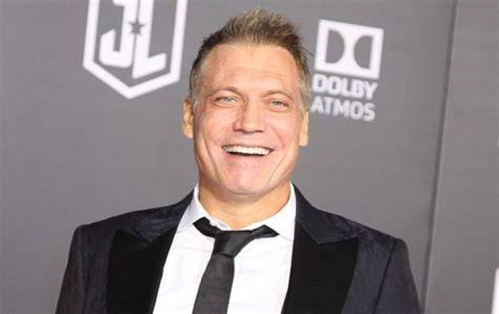 Holt Wiki Age Bio Net Worth Husband Daughter Family Images