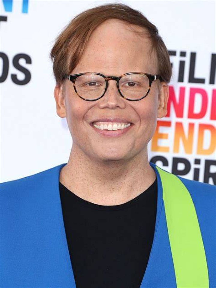 How Jeff Hiller Smashed Gay TV Tropes on HBO’s “Somebody Somewhere” Them
