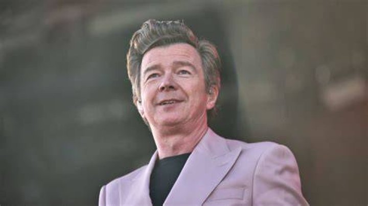 Il cantante Rick Astley è felice di essersi ritirato a 27 anni mi