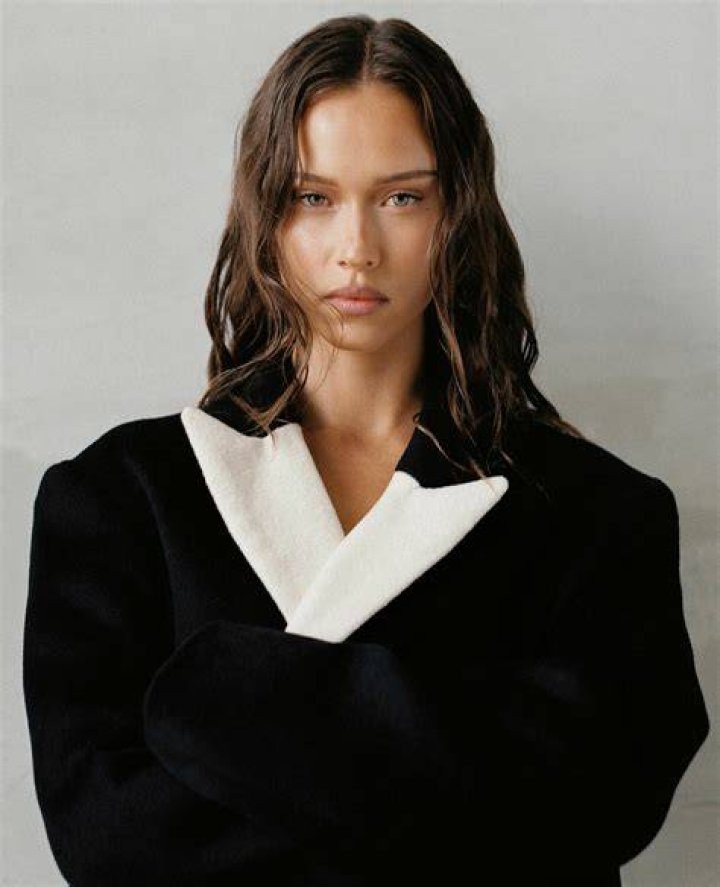 Image of Isabelle Mathers