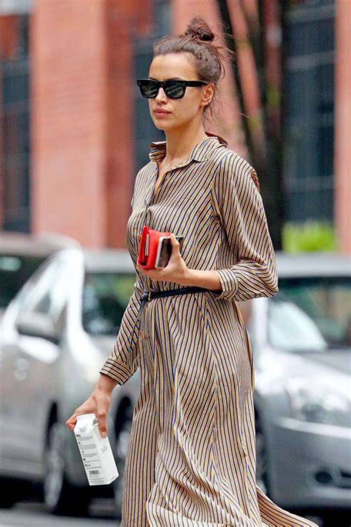 Irina Shayk Out in West Village in New York 04/11/2021 • CelebMafia