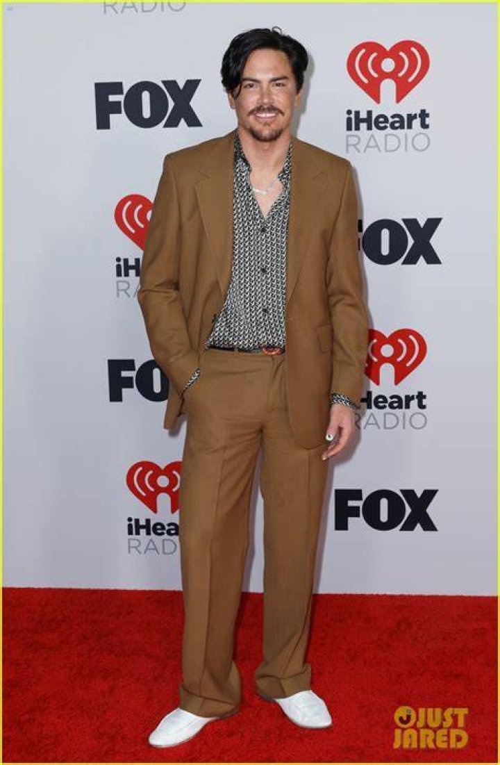 James Kennedy makes red carpet debut with girlfriend Ally Lewber