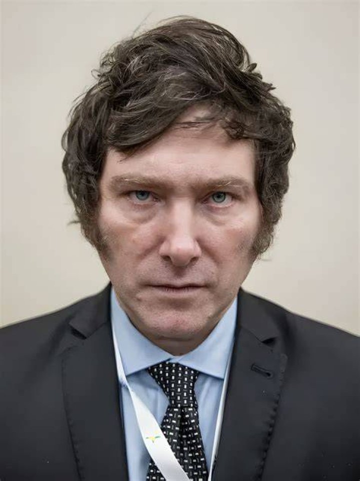 Javier Milei Bio, Age, Height, Career, Wife, Children, Net Worth TRAN