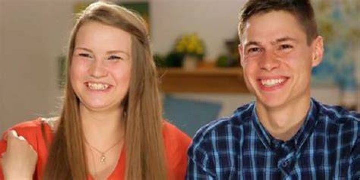 Josh and Aleksandra (Season 3) from 90 Day Fianc&eacute; Couples Who's Still