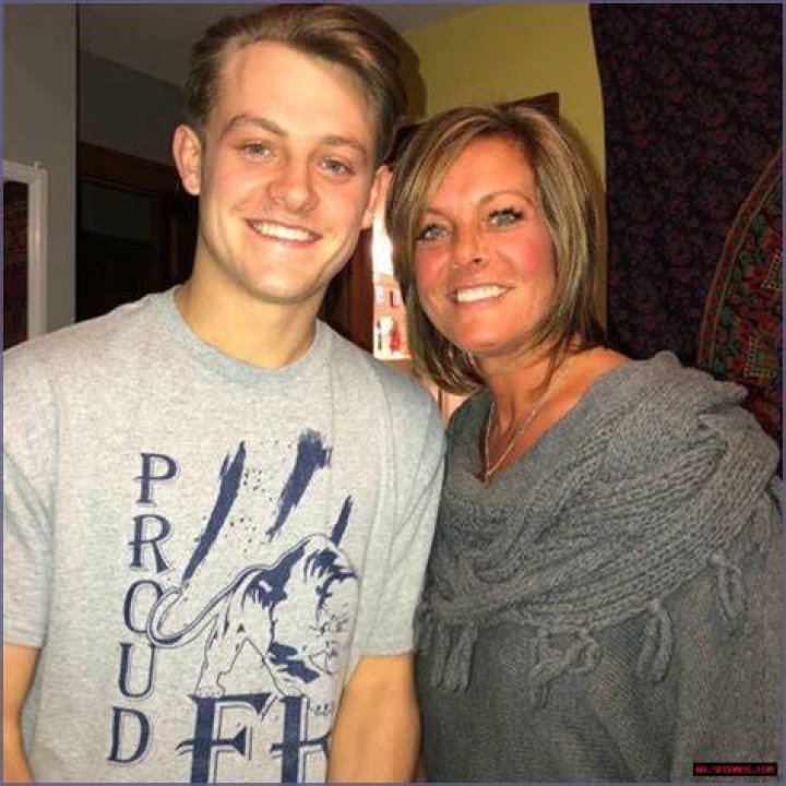 Kelly Hyland Height, Weight, Age, Body Statistics Healthy Celeb