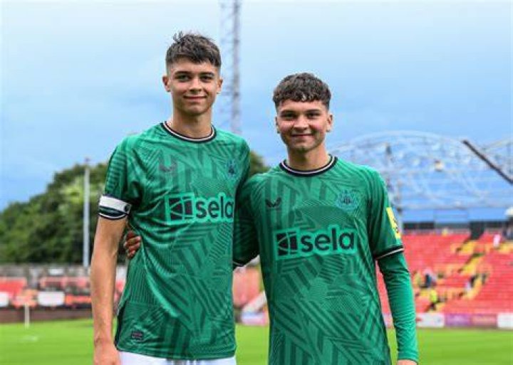 Lewis Miley And Jamie Miley's Age-Defying Siblinghood