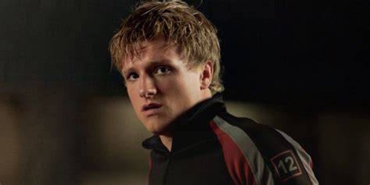 PEETA MELLARK in 2020 Hunger games, Peeta mellark, Peeta
