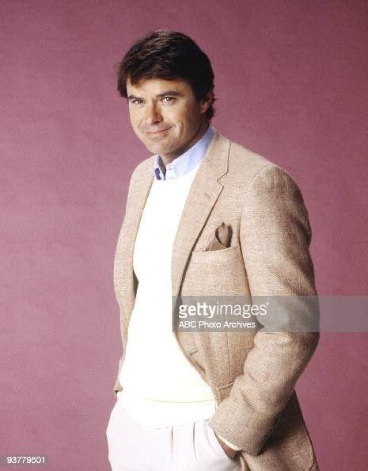 Robert Urich Simply handsome... Pinterest