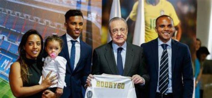 Rodrygo Parents Meet Eric Batista de Goes and Denise Goes