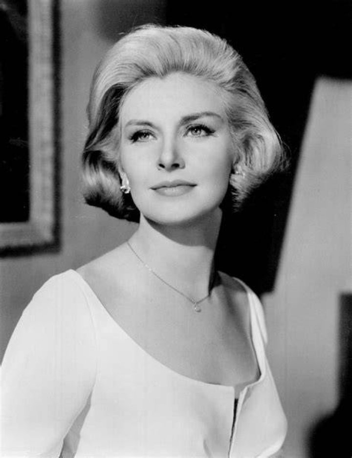 See if Joanne Woodward net worth is high enough. How rich is she?