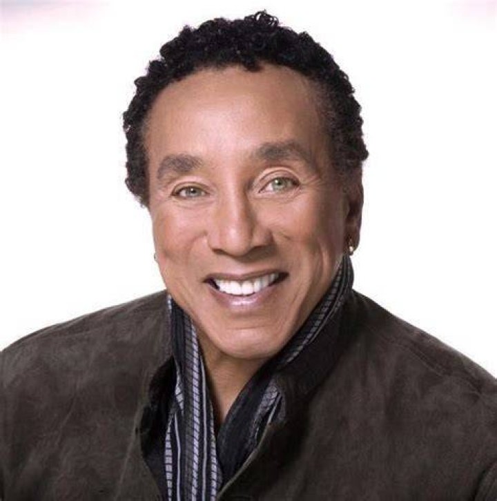 Smokey robinson eye color Telegraph