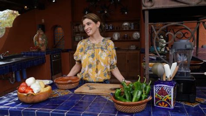 TV chef brings Mexican latkes and jalapeno matzah ball soup north of