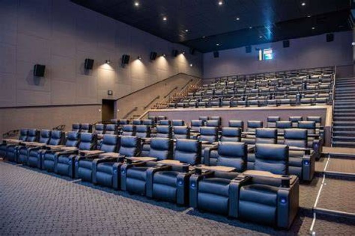 Tysons Galleria&rsquo;s dinein movie theater has a premiere date