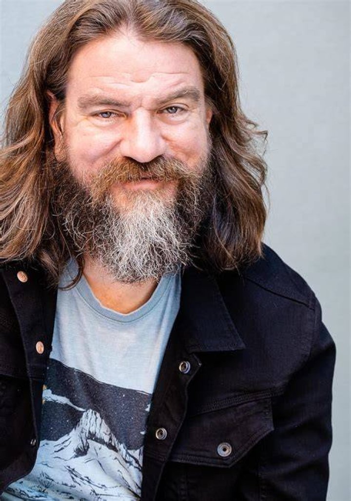 Uncover The Secrets Behind Charles Halford's Height, Weight, And Net Worth