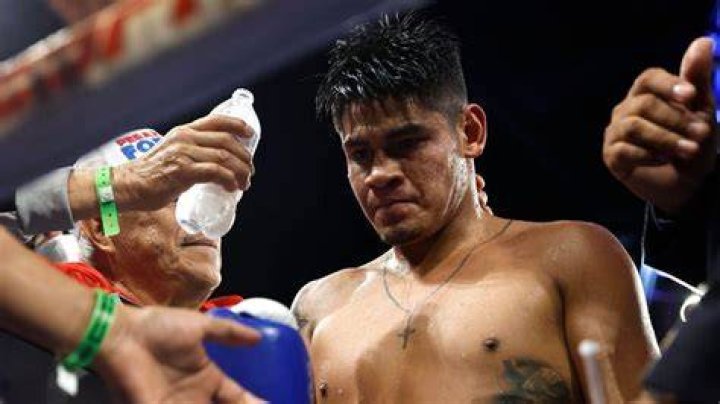 Unveiling The Secrets Of Emanuel Navarrete: Mexico's Undisputed Boxing Champion