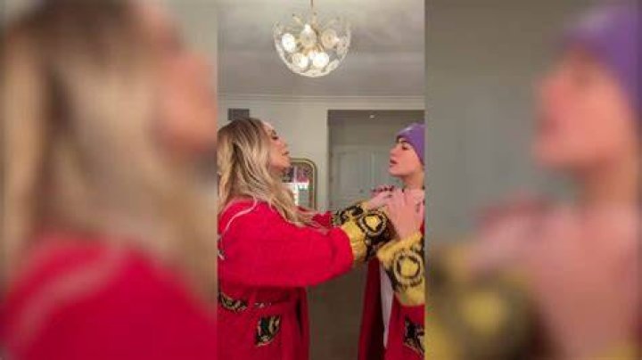 Watch Mariah Carey & Her 11YearOld Daughter Monroe Sing Duet Together